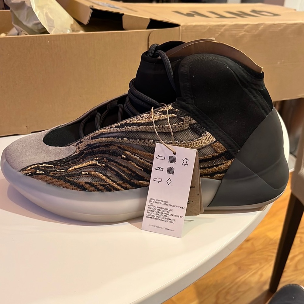 Adidas YZY QNTM. Yeezy - sneakers size 9